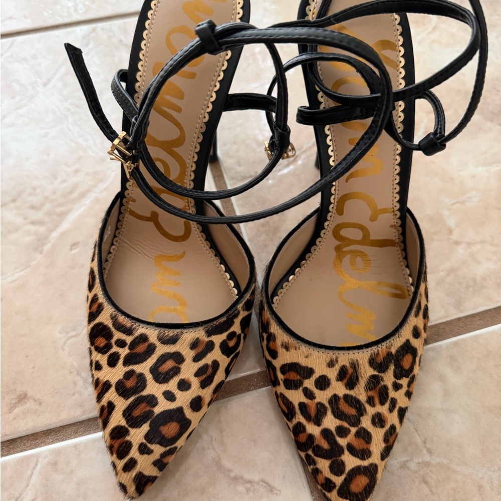 Sam Edelman Black and Tan Leopard Heels